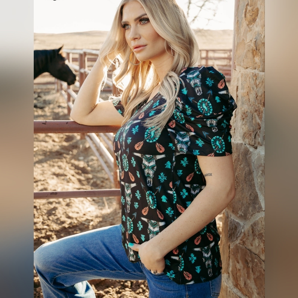 NEW STERLING KREEK Black Western Squash Blossom Top